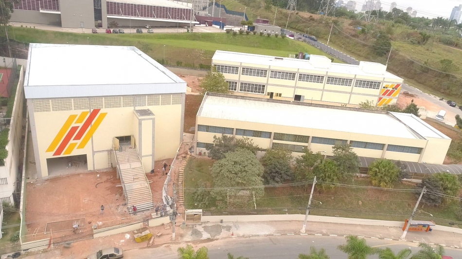 Colégio Tom Jobim está recebendo obras de ampliação