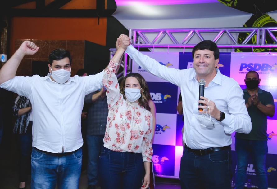 Andrea Bueno vai ter o apoio de Elvis e Cezar em Pirapora  