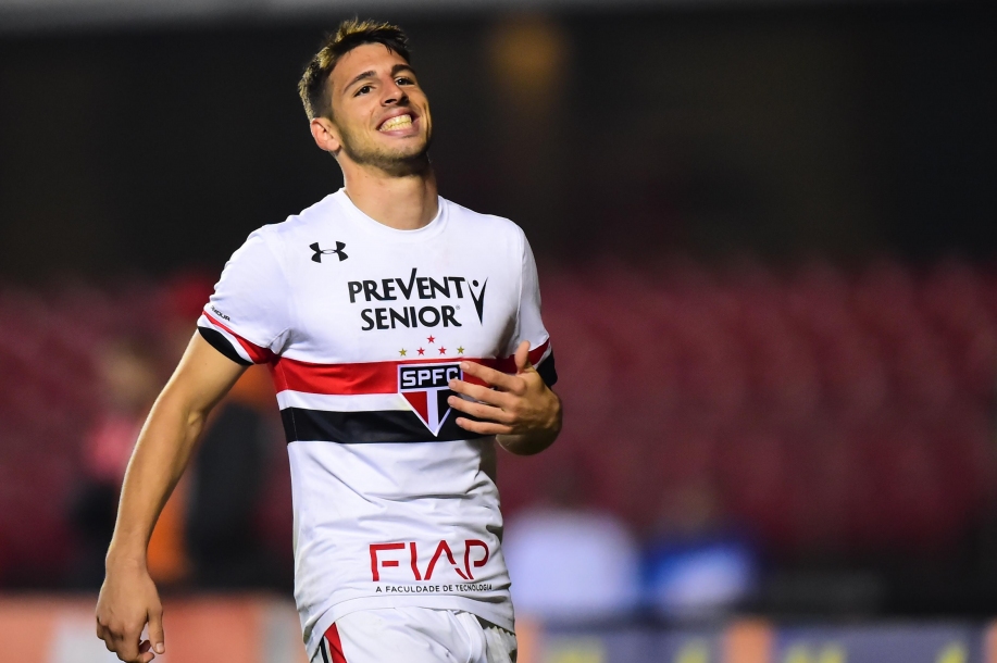 Pai de Calleri diz que no Brasil atacante só joga no São Paulo