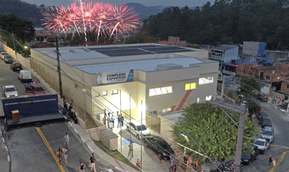 Complexo Esportivo Colinas da Anhanguera é entregue à população