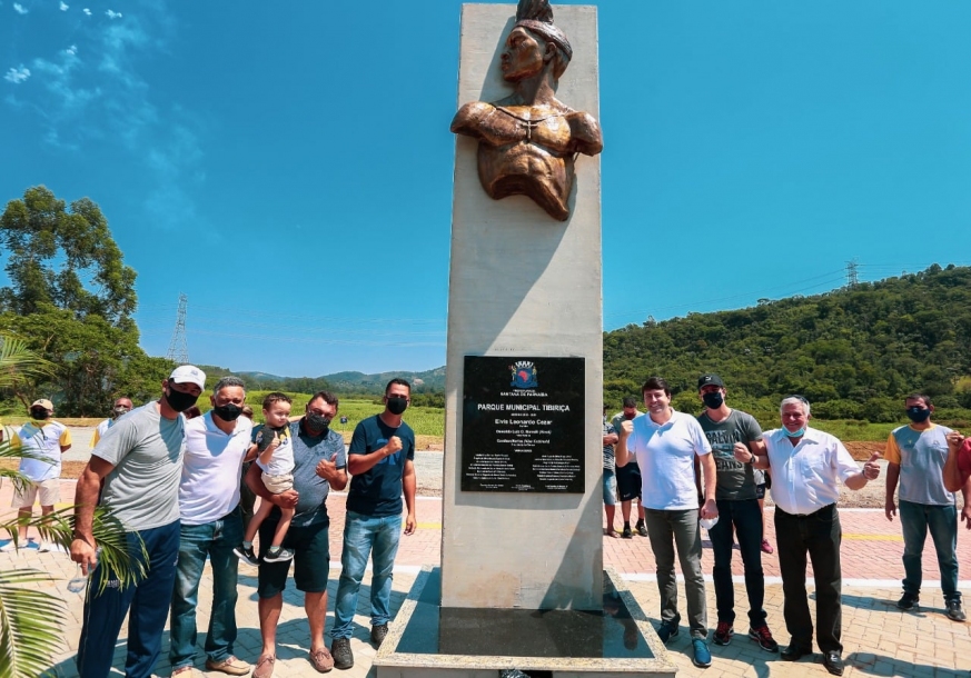 Elvis Cezar entrega Parque Tibiriçá no Bairro Centro e Vinte