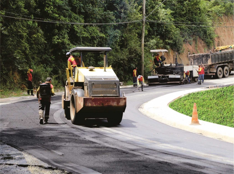 Diversos bairros de Parnaíba estão recebendo obras de pavimentação