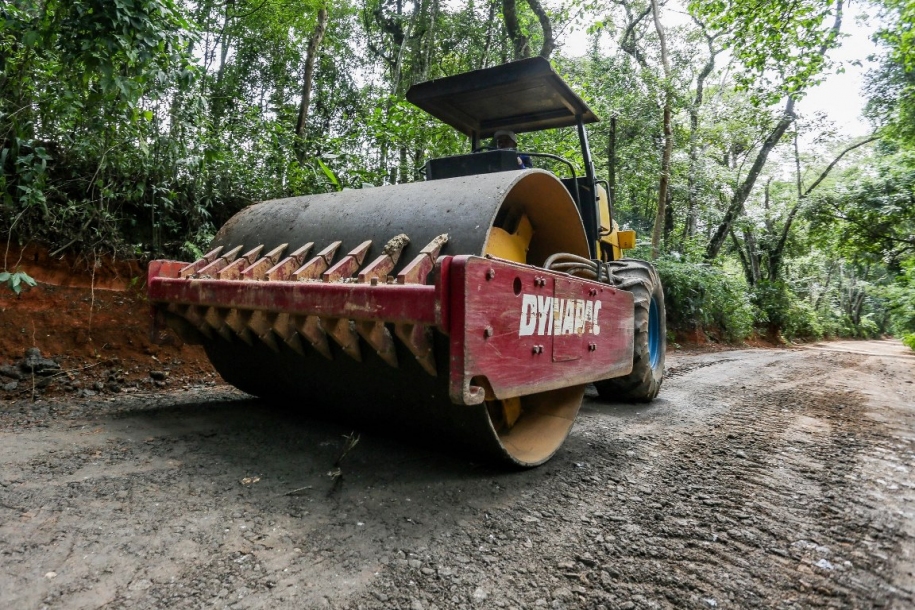 Itapevi começa recuperar cerca de 5 quilômetros de estradas