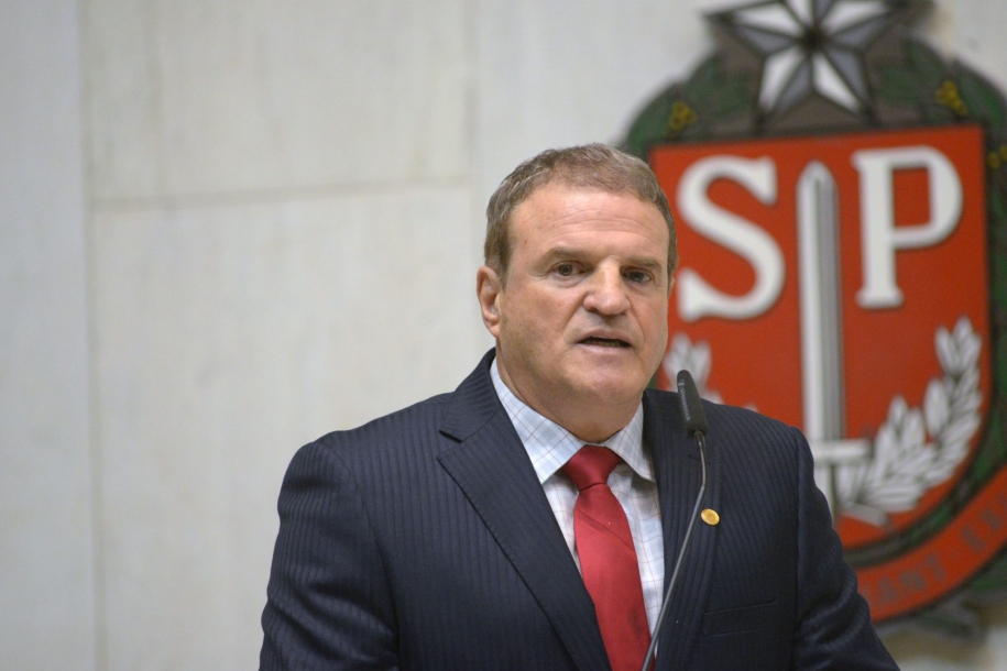 Cezar visa gerar mais de seis mil novos empregos em Parnaíba 