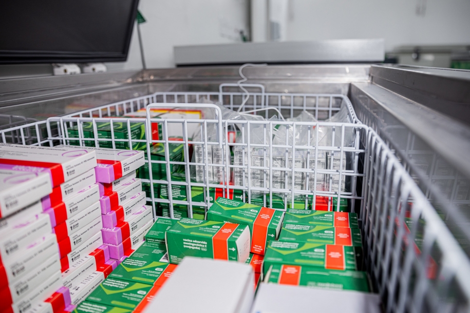 Barueri adquiriu nova rede de frio e facilitou plano de vacinação