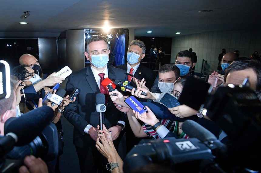 Pacheco pretende definir pauta econômica com Lira e Bolsonaro