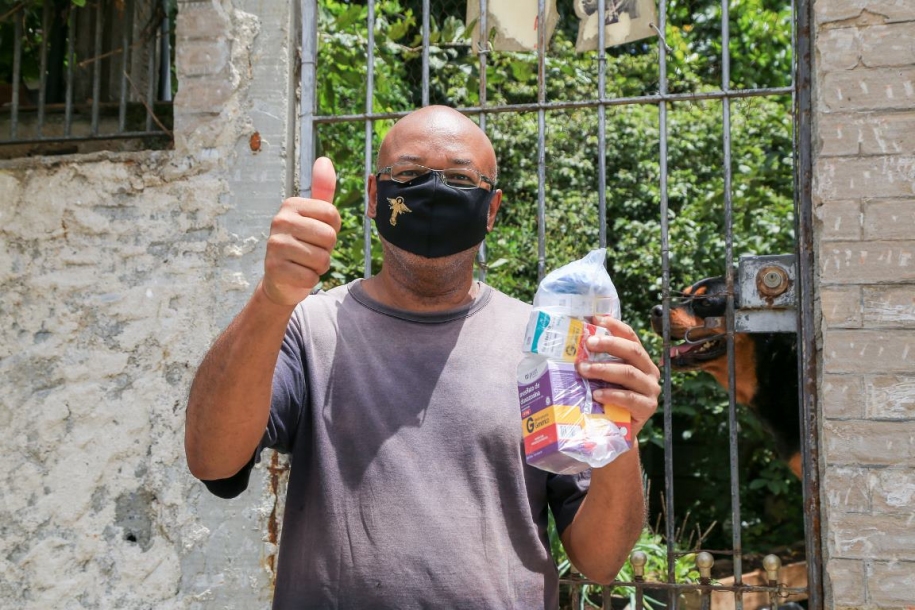 Mais de 1.700 moradores já receberam medicamentos em casa