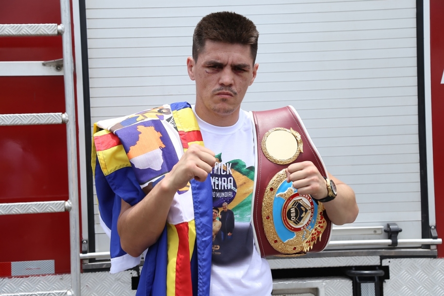 Patrick Teixeira defende título da Organização Mundial de Boxe