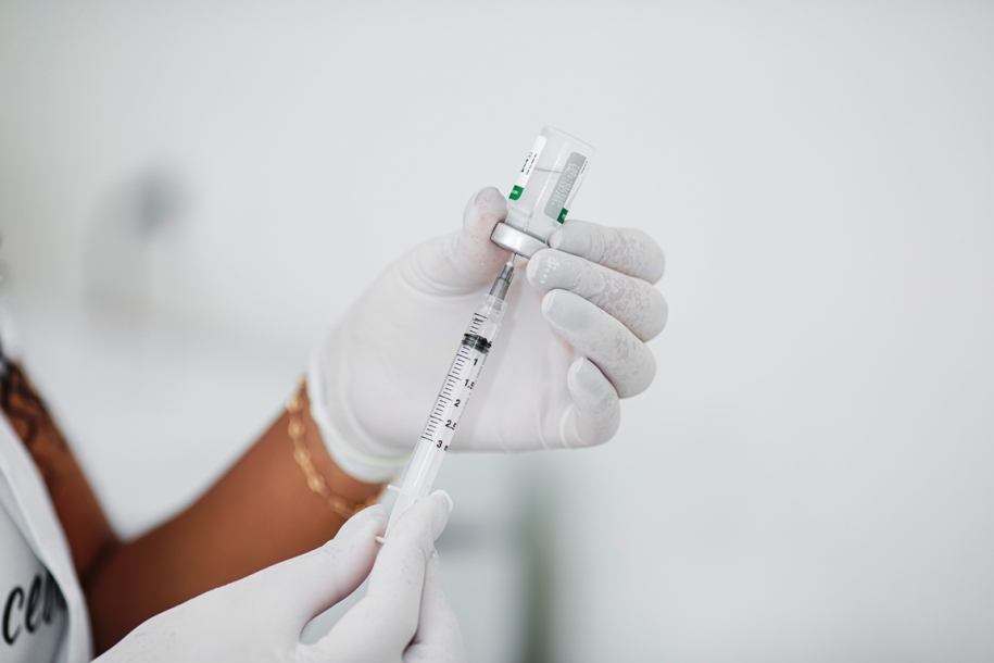 Saúde de Barueri alerta sobre golpe de vacina em domicílio