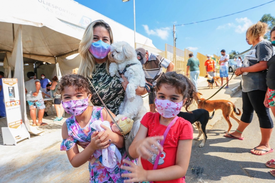 Chácara das Garças recebe a castração de quase 130 pets