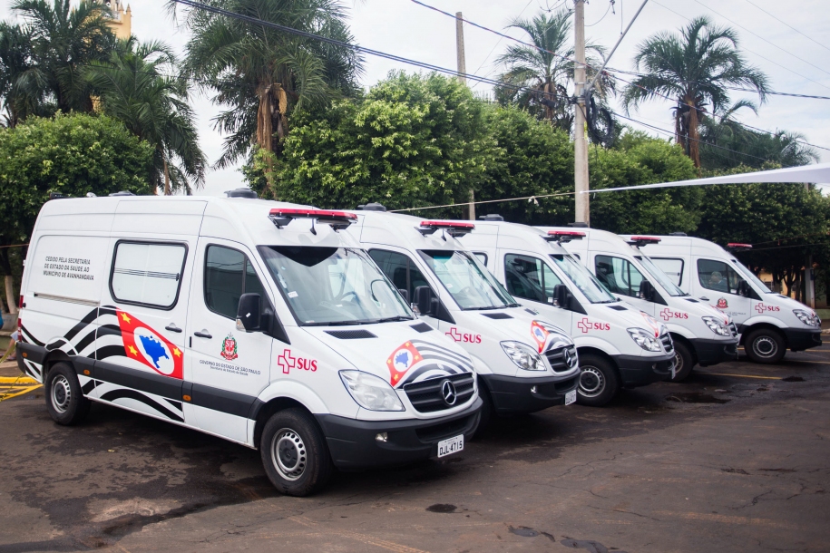 Governo ajuda prefeituras a renovarem frotas de veículos