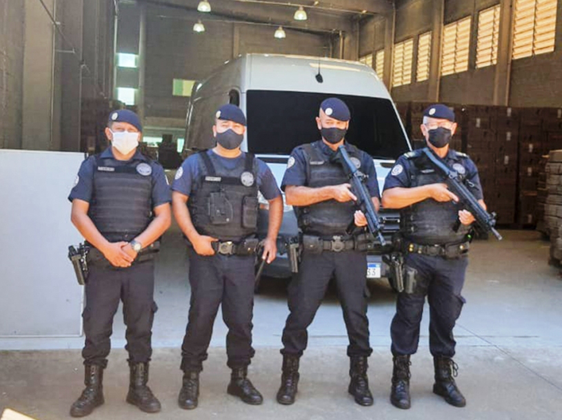 GM de Cajamar apreende 8.500 caixas de cigarros ilegais em galpão