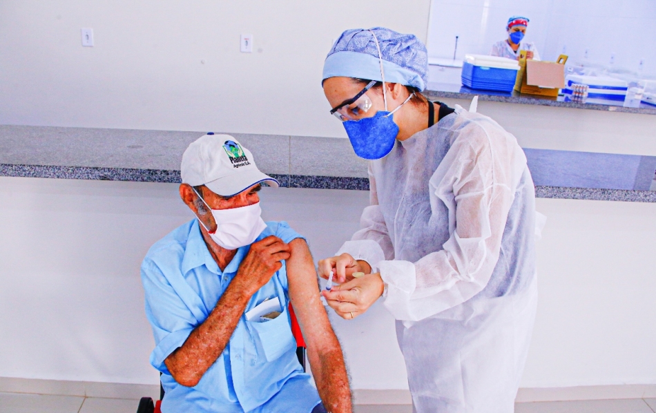 Mais de 10 mil doses de vacinas já foram aplicadas em Parnaíba