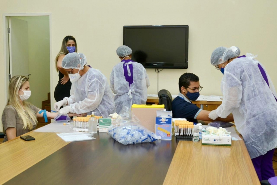 Servidores da Câmara de Parnaíba realizam teste para Covid-19