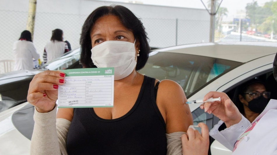 Jandira aplica mais de 1700 vacinas em apenas dois dias