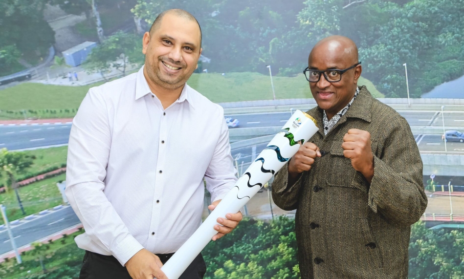 Marcos Tonho recebe pugilista que disputou olimpíadas em 76 e 80