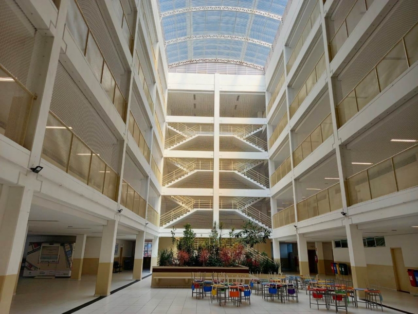 Emef Prefeito Nestor de Camargo recebe obras de reforma completa