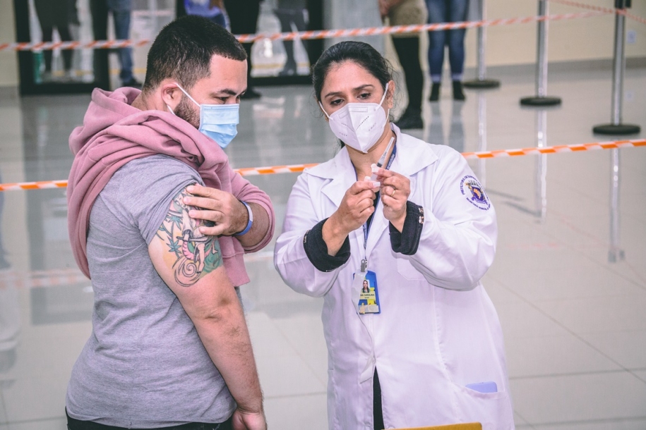 Saúde implanta novos pontos de vacinação contra Covid-19