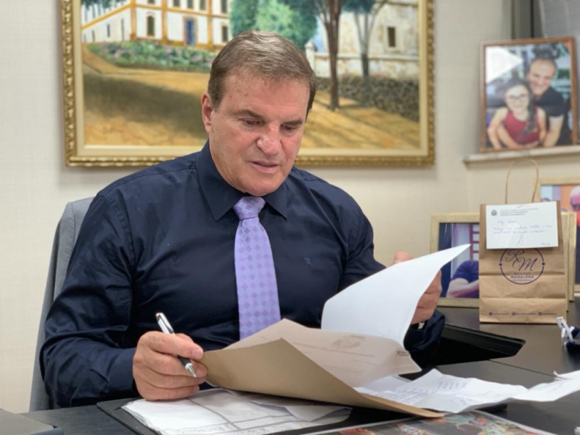 Deputado Cezar faz projeto para consumo consciente de água