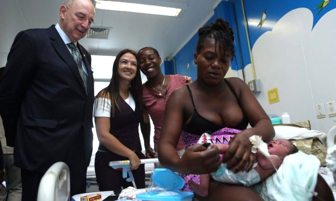 Bruna Furlan visita Haiti em missão humanitária de Saúde