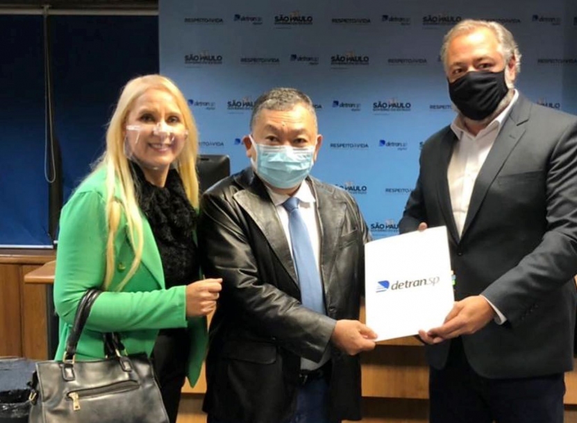 Jandira formaliza adesão ao Programa Educação Viária é Vital