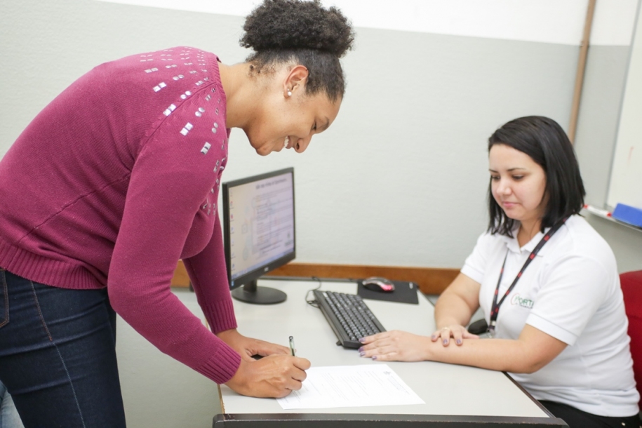 Mais de 80 moradores conquistam vagas no Portal do Trabalhador