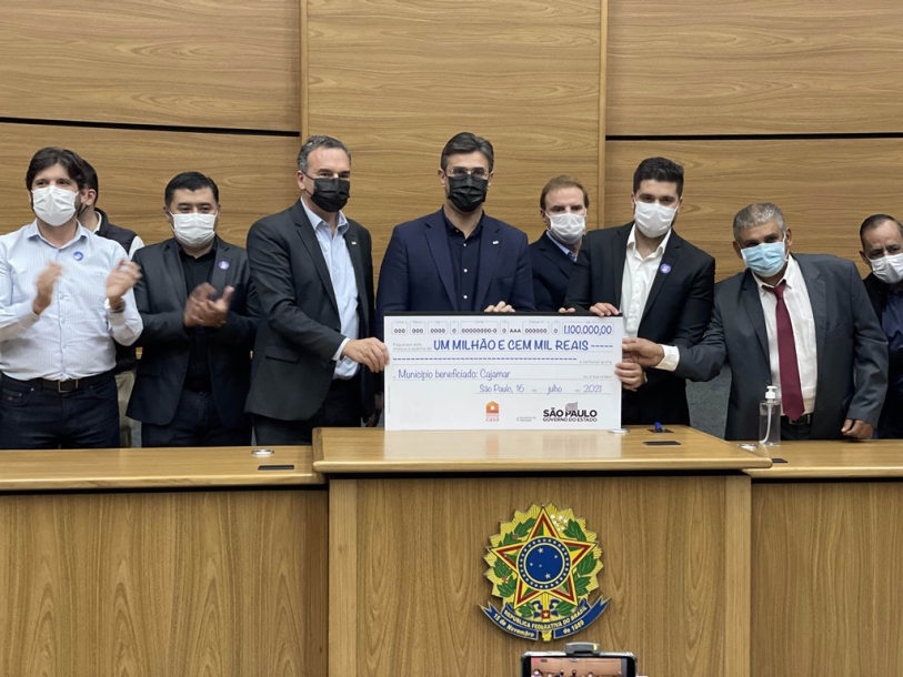 Danilo Joan e Rodrigo Garcia anunciam Programas Assistenciais