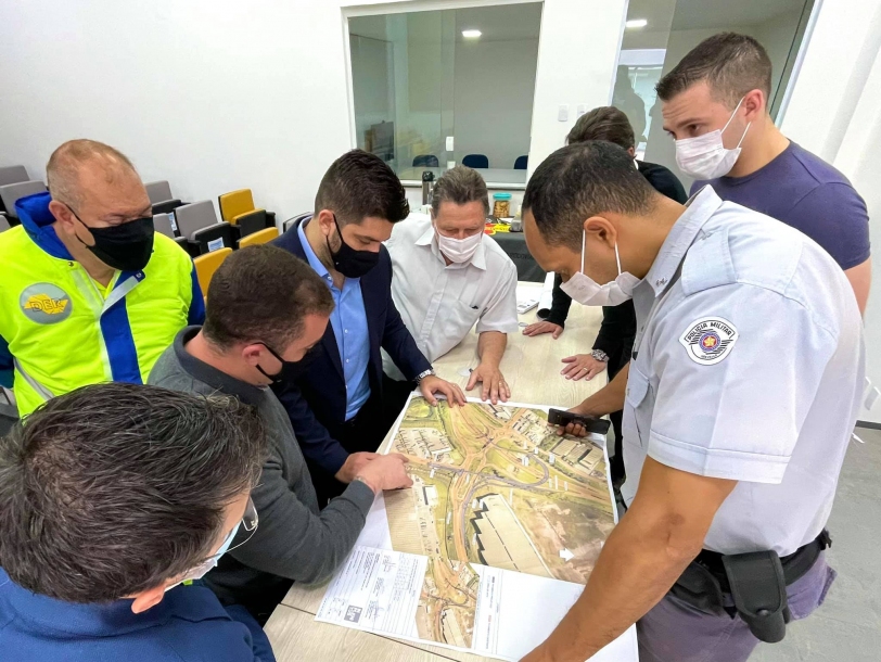 Danilo Joan quer construir alças de acesso para solucionar trânsito