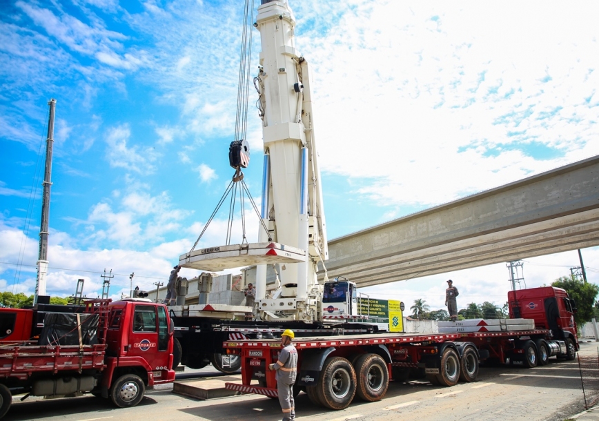 Avança construção do viaduto de acesso ao Conjunto Miguel Costa