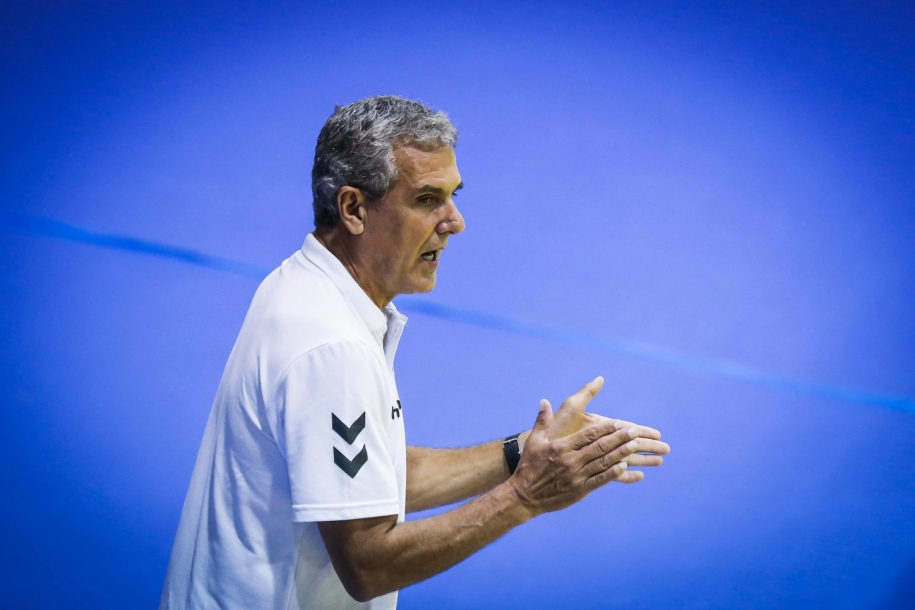 Barueri atropela Sesi Bauru e vai para final contra o Osasco