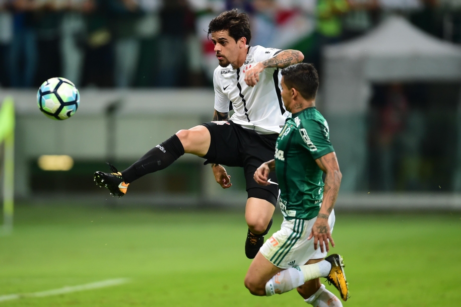 Fagner exalta trabalho de Carille e vê elenco sem vaidade