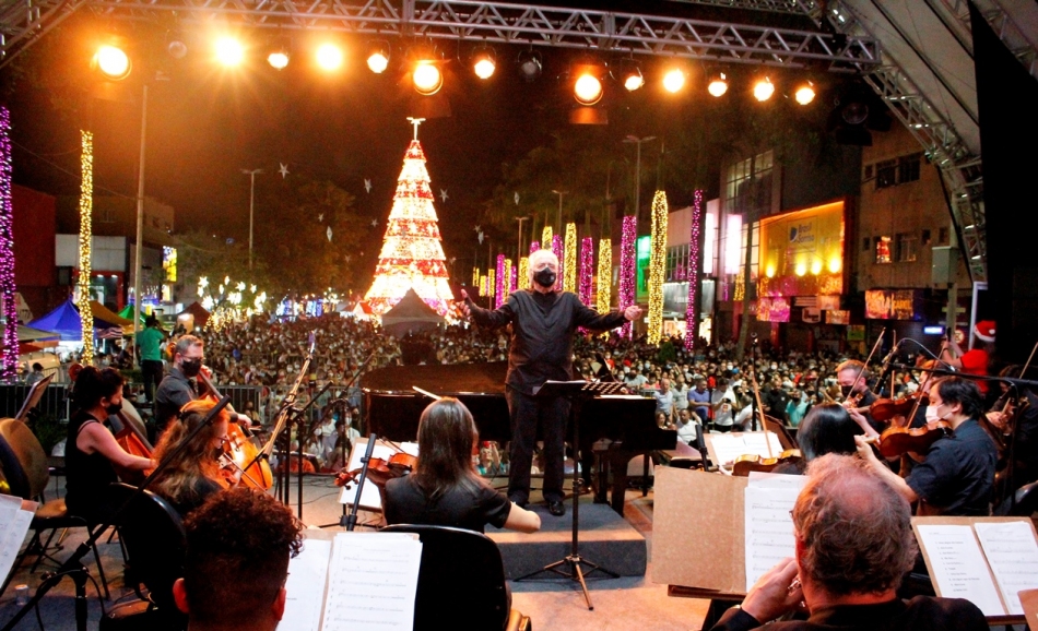 Abertura do Natal Encantado de Barueri abrilhantou região oeste