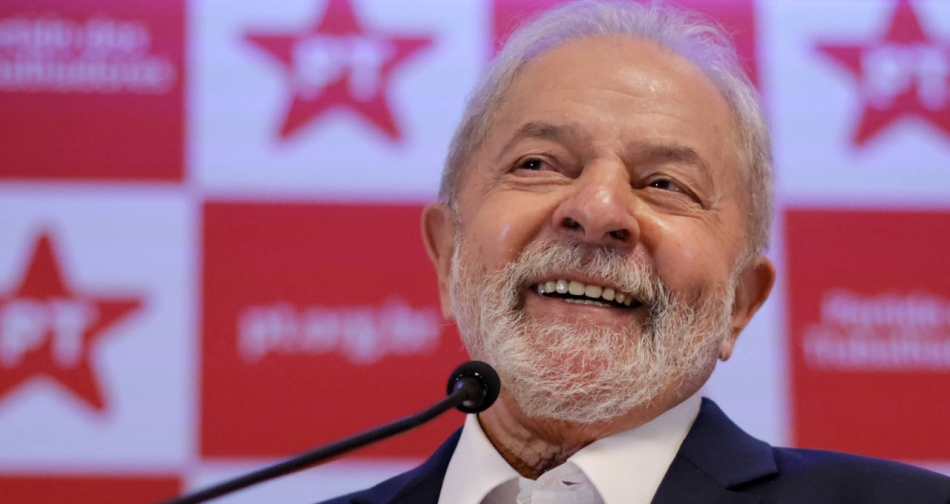 Lula lidera nova pesquisa para presidente com 44% das intenções de voto