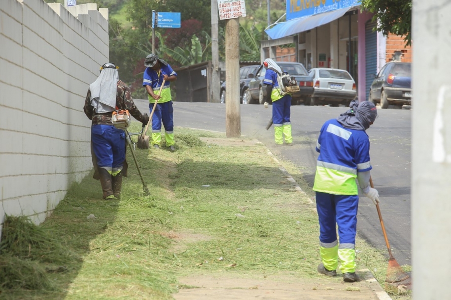 Parnaíba realiza Megaoperação de limpeza e zeladoria nos bairros