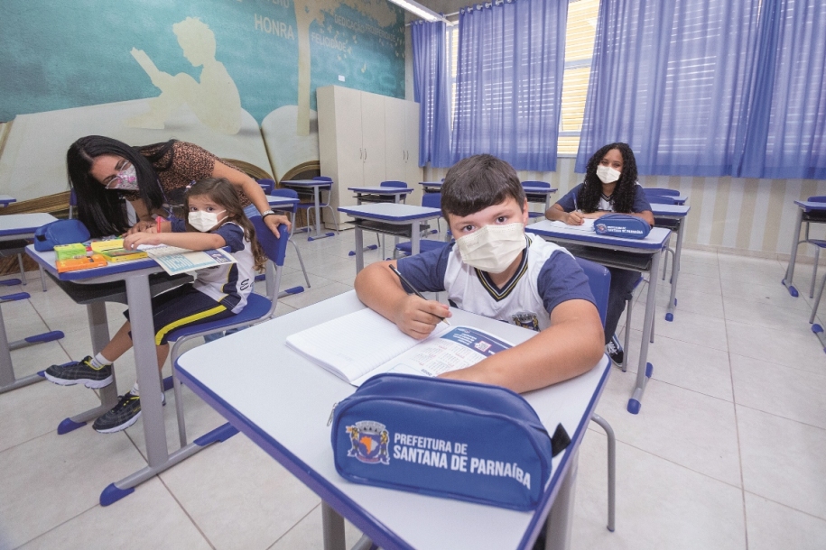 Alunos da rede municipal de ensino voltaram às aulas presencialmente