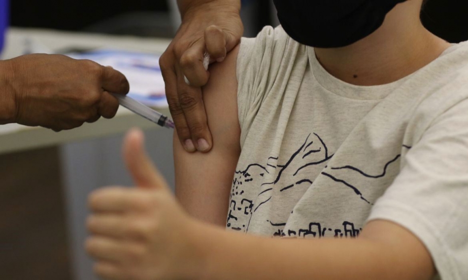 Governo faz semana de vacinação contra o coronavírus nas escolas