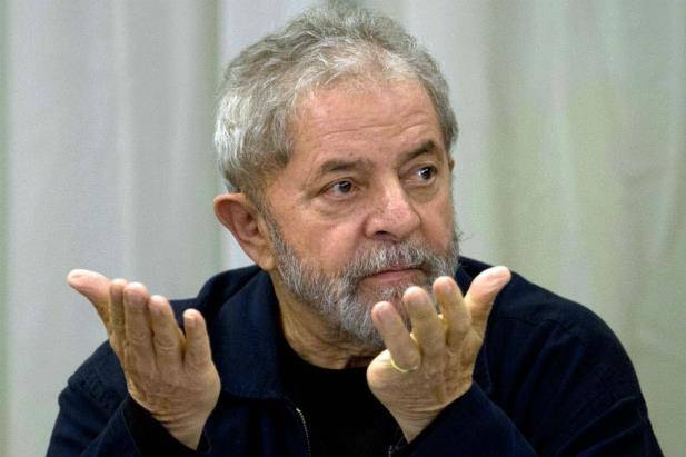 Lula lidera pesquisa PoderData com 40%, mas Bolsonaro sobe para 32%
