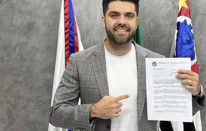Projeto de Lei de Danilo Joan garante entrega obrigatória de uniforme escolar 