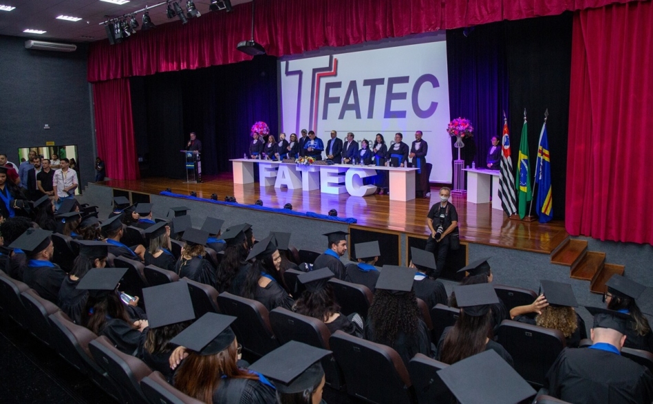 FATEC forma novas turmas no curso de Gestão Comercial 