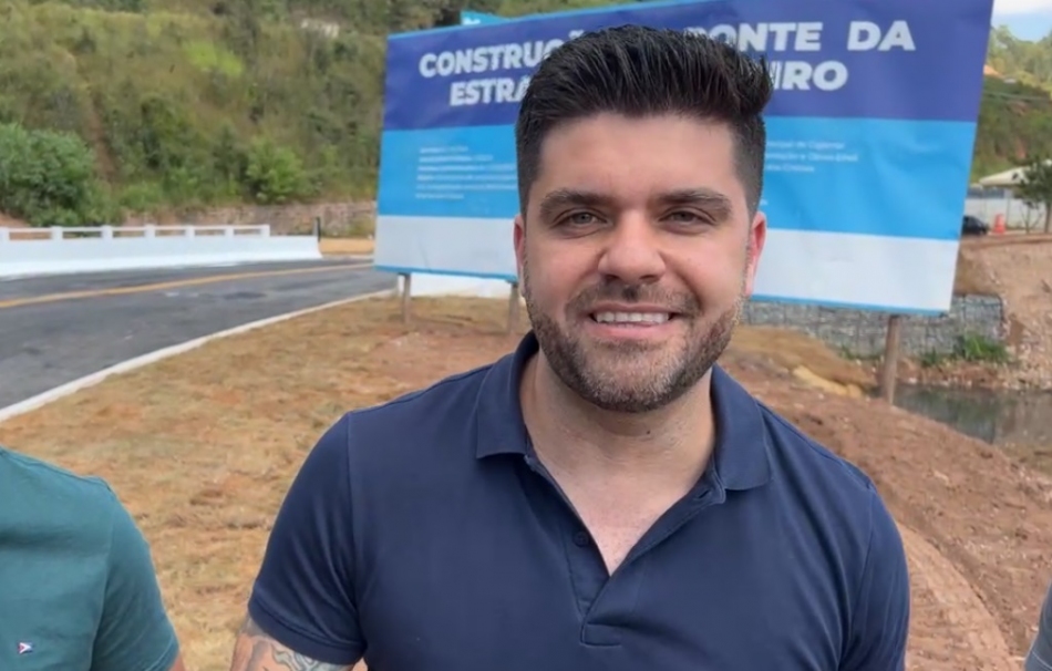 Danilo Joan anuncia entrega da ponte da Estrada dos Limoeiros 