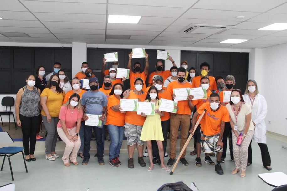 Integrantes do Renascer conhecem Atenção Básica à Saúde de Barueri