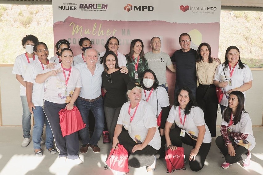 Beto Piteri prestigia aula inaugural da Mulher na Construção Civil
