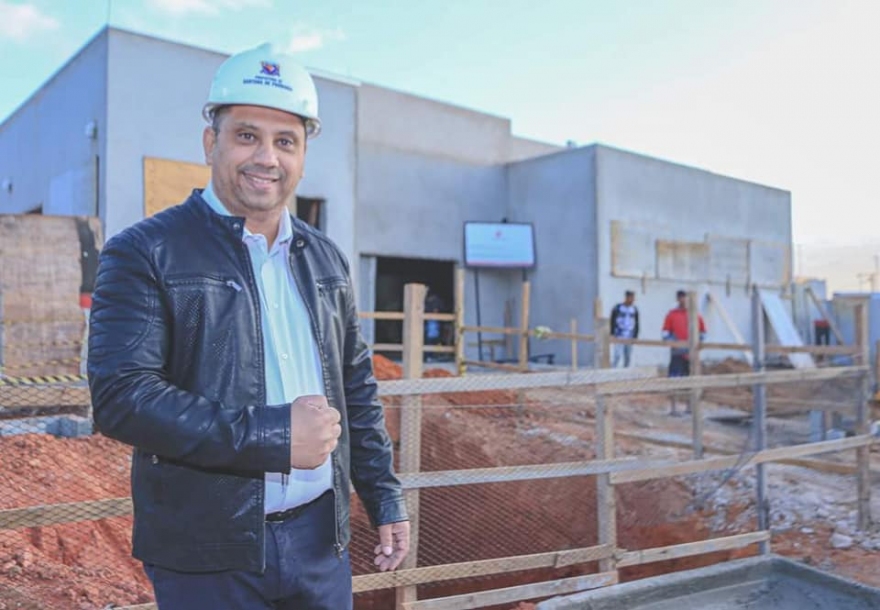 Marcos Tonho vistoria obra da nova Unidade Basica de Saude do Ingaí