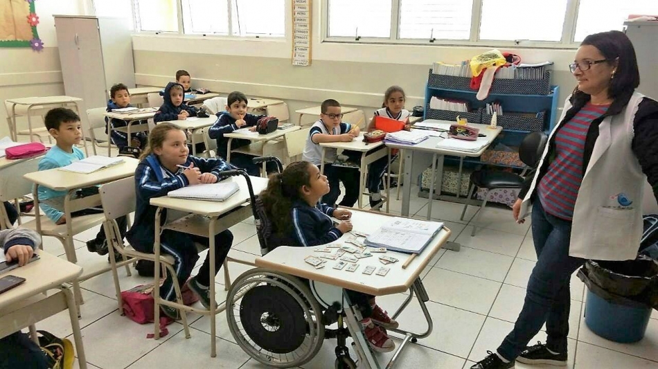 Barueri garante acessibilidade para alunos com deficiência