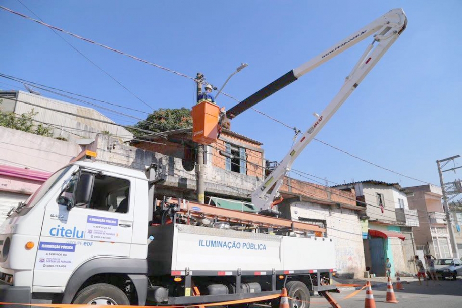 Iluminação com lâmpadas de LED economiza até 75% de energia