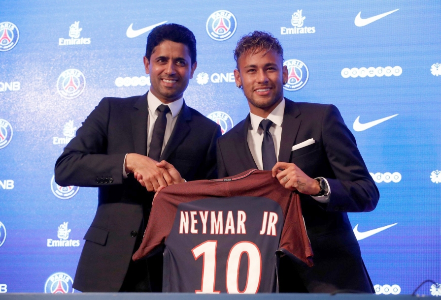Neymar chega ao PSG e já é considerado Rei de Paris