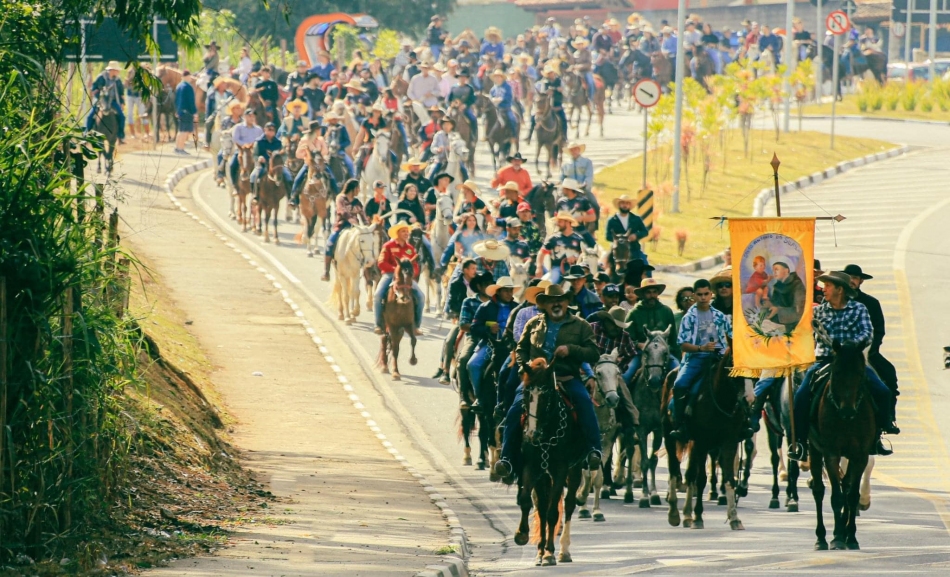 Tradicional Festa do Surú reúne centenas de moradores em Parnaíba