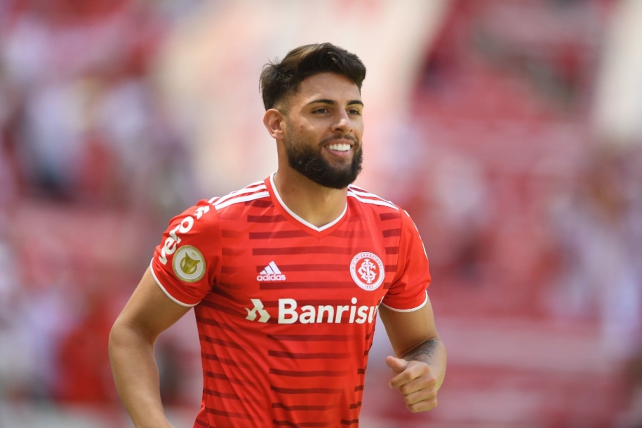 Corinthians disputa Yuri Alberto com Inter e clubes do exterior