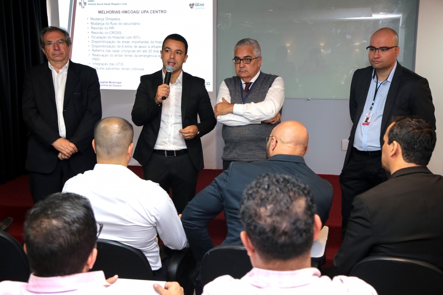 Rogério Lins e vereadores visitam Unidades de Saúde em Osasco