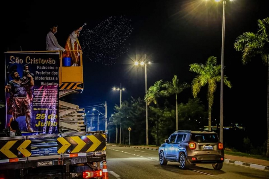 Motoristas recebem a bênção de São Cristóvão em Parnaíba 